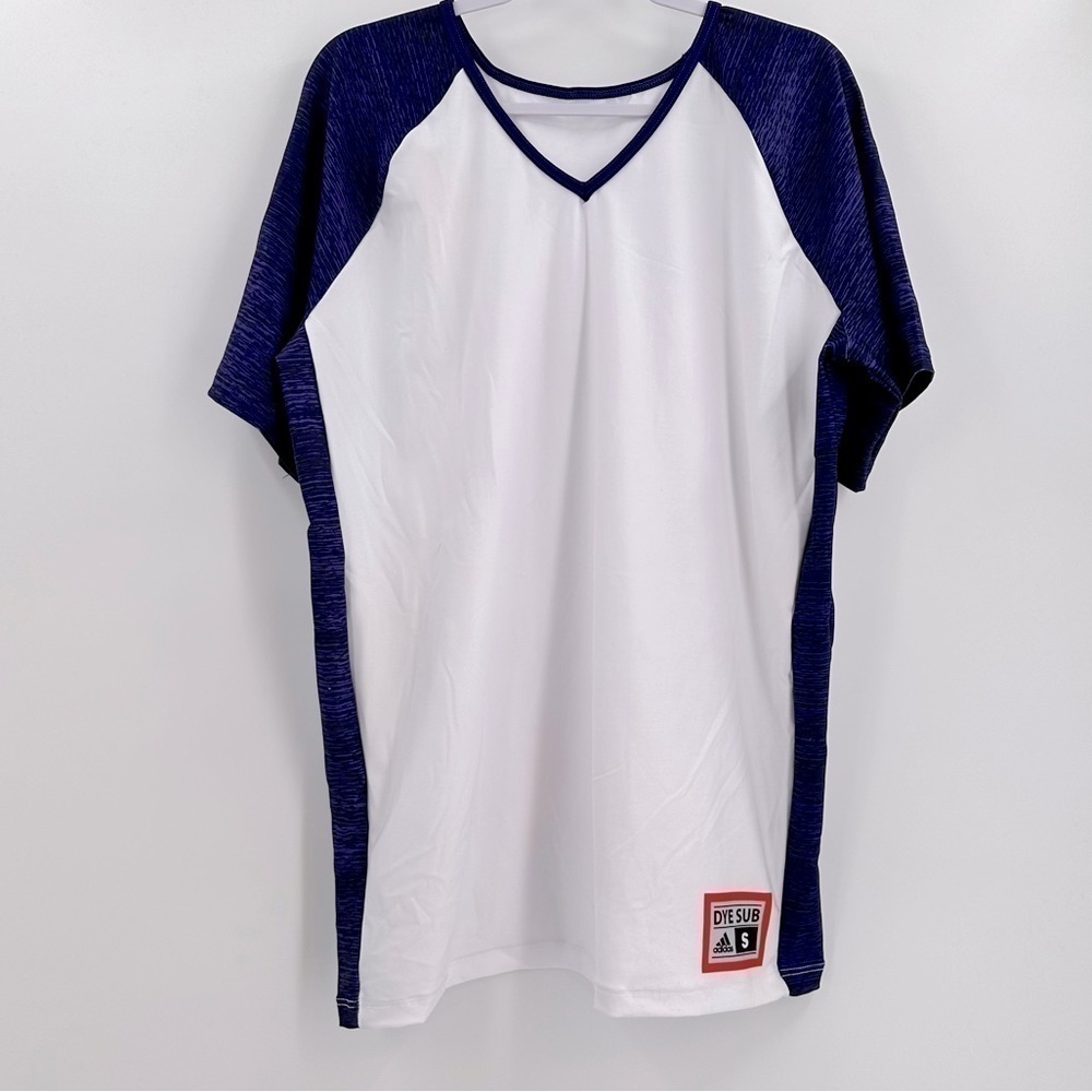 ADIDAS NWOT Short Sleeve V Neck Athletic Purple/White Dye Sub Top Size Small
